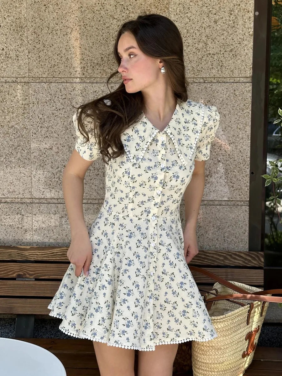 שמלת מיני יוקרתית פרחונית בשרוולים מנופחים- דגם לאב