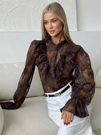 חולצה יוקרתית שקופה עם תחרה בשרוולים ארוכה בגזרה אלגנטית- דגם טיילור